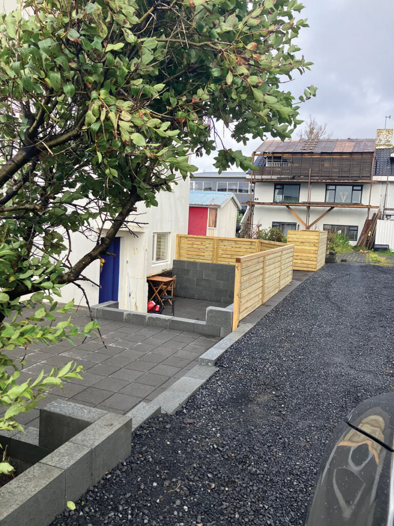 Breyting á inngangi í íbúð